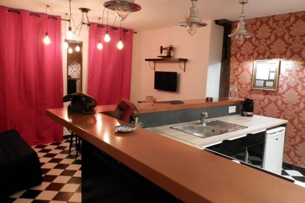 Studio Bistrot Baroque Centre Ville Historique Τρουά Εξωτερικό φωτογραφία