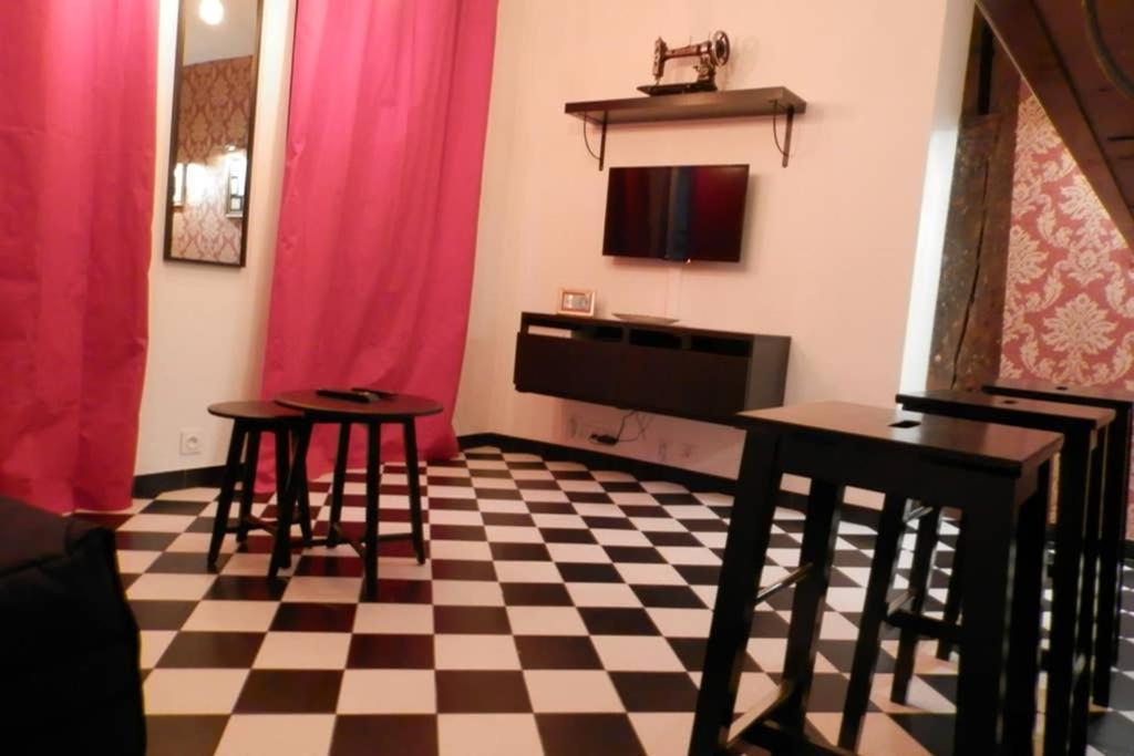 Studio Bistrot Baroque Centre Ville Historique Τρουά Εξωτερικό φωτογραφία